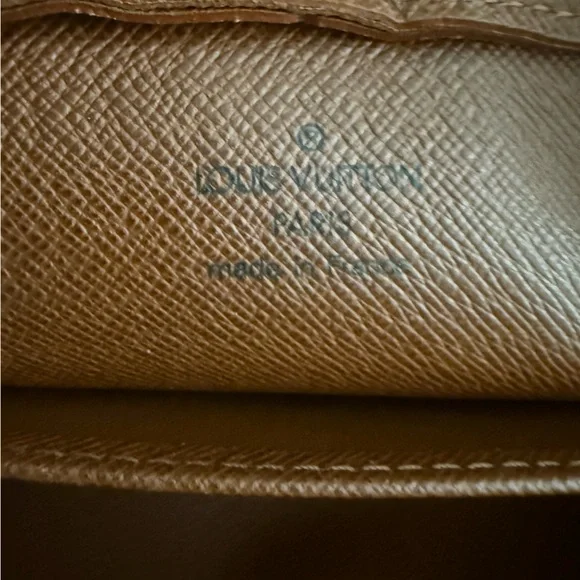 Louis Vuitton Pochette Orsay leather clutch bag ~ Never worn, VINTAGE - Picture 12 of 16